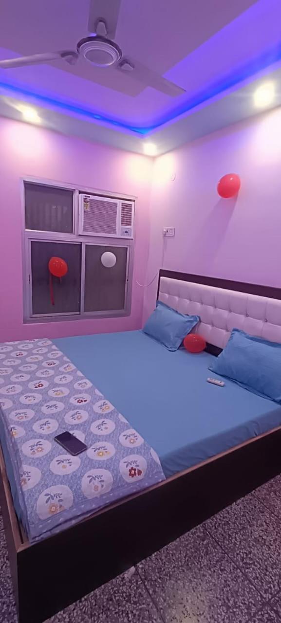 Shiv Kashi Paying Guest House พาราณสี ภายนอก รูปภาพ